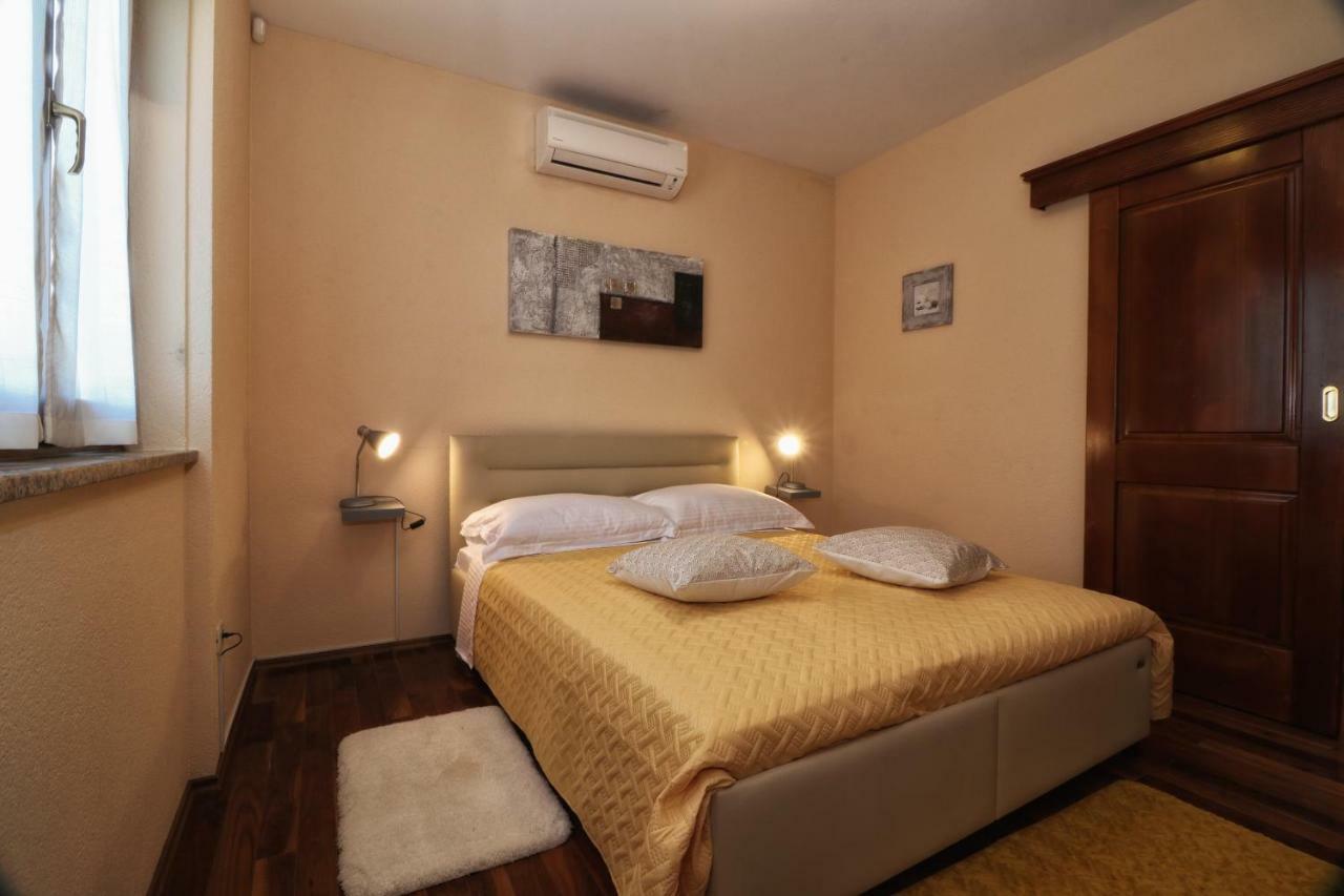 فيلا Casa Vesna روفينج المظهر الخارجي الصورة