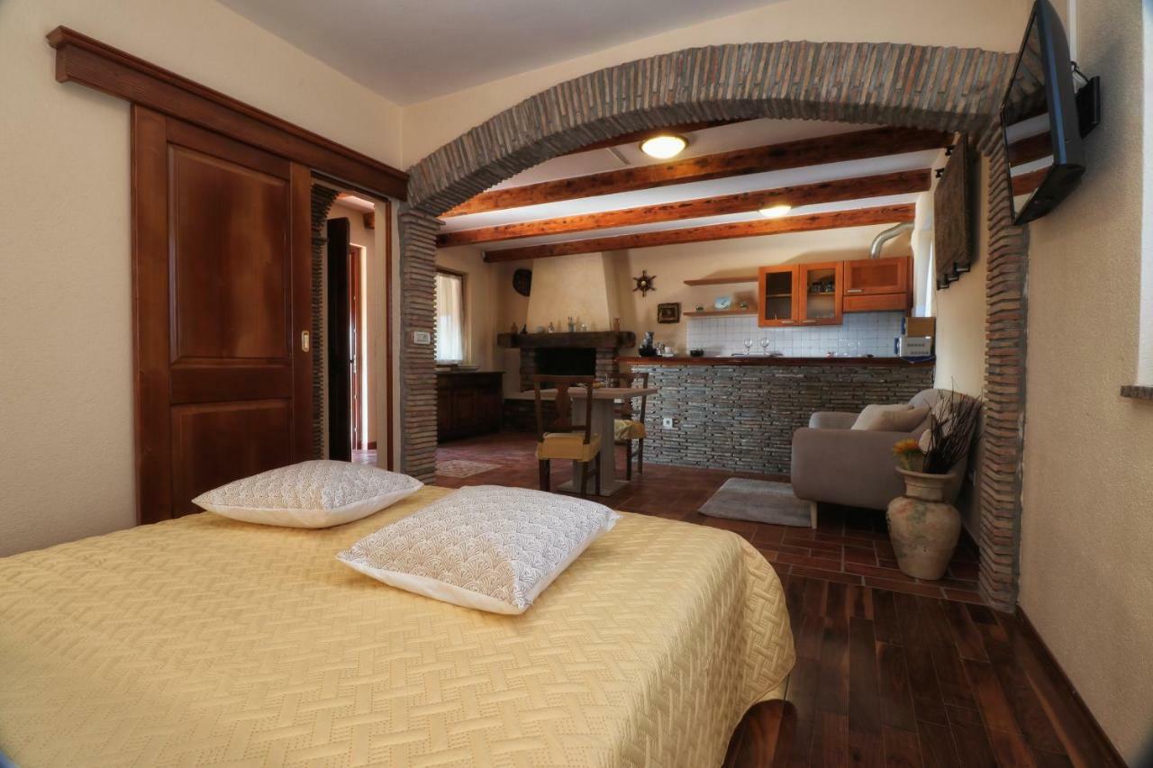 فيلا Casa Vesna روفينج المظهر الخارجي الصورة